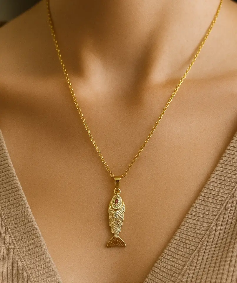 Çelik Kıvrık Balık Gold Kolye