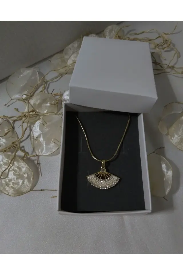 Beyaz Yelpaze Gold Çelik Kolye